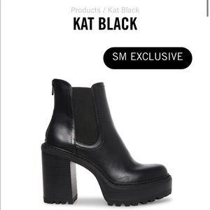 STEVE MADDEN KAT BLACK ANKLE BOOTS